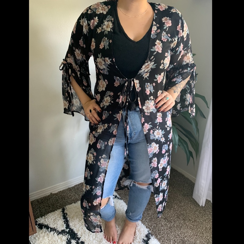 Floral sheer cover up/kimono
